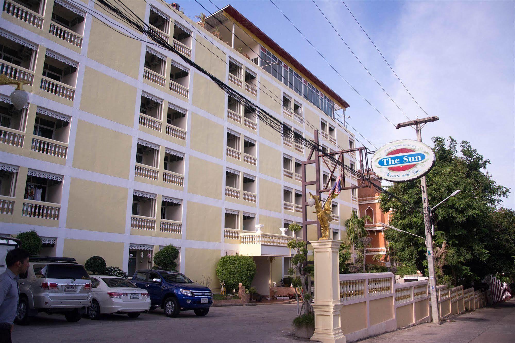 The Sun Resort & Spa Pattaya Exterior foto